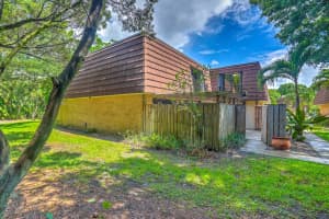 2018 SE 20th Lane, Palm Beach Gardens, FL 33418 Sold 08/28/25