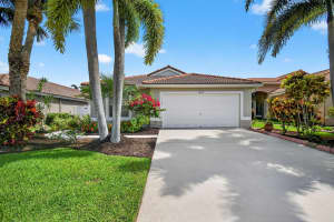 5146 Prairie Dunes Village Circle, Lake Worth