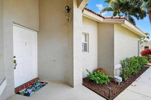 5146 Prairie Dunes Village Circle, Lake Worth, FL 33463 - MLS#R11101103