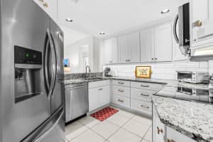 12480 Crystal Pointe Dr Drive 102, Boynton Beach, FL 33437 - MLS#R11101108