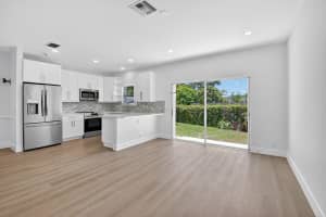 245 Leland Lane, Greenacres, FL 33463 Sold 07/31/25