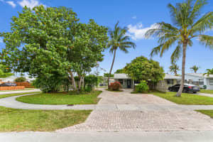 251b NE 57th Court, Oakland Park, FL 33334 Sold 07/22/25