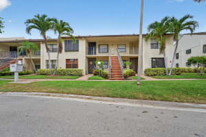 7903 Willow Spring Drive 1125, Lake Worth