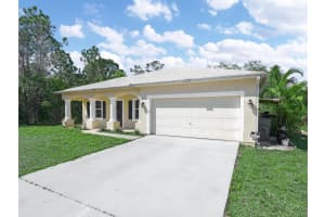 7755 98th Court Vero Beach, FL 32967 - Off Market