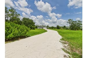 13391 NE 14th Avenue, Okeechobee, FL 34972 Sold 08/19/25