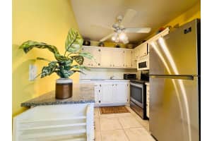 97 Sussex E, West Palm Beach, FL 33417 - MLS#R11101227