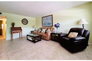97 Sussex E, West Palm Beach, FL 33417 - MLS#R11101227