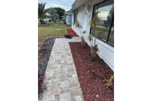 327 NE Surfside Avenue, Port Saint Lucie, FL 34983 - MLS#R11101229