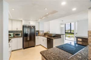 2800 N Highway A1a 401, Hutchinson Island, FL 34949 - MLS#R11101261