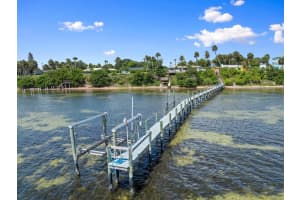 5203 S Indian River Drive, Fort Pierce, FL 34982 Sold 11/05/25