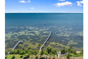 5203 S Indian River Drive, Fort Pierce, FL 34982 Sold 11/05/25