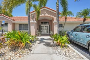612 Executive Center Drive 106, West Palm Beach