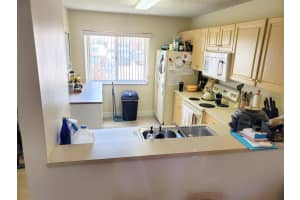 871 NW 208th Circle, Pembroke Pines, FL 33029 - MLS#R11101279