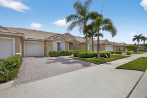 8345 Fresh, West Palm Beach, FL 33411 - MLS#R11101299