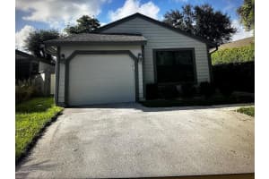 2551 Bedford Mews Drive, Wellington