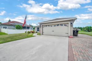 5741 NW Zenith Drive, Port Saint Lucie, FL 34986 - MLS#R11101356