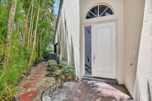4553 Carlton Golf Drive, Lake Worth, FL 33449 Sold 12/23/25