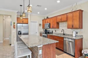 2366 Byron Street Street, Palm Springs, FL 33406 - MLS#R11101483