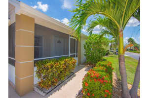 374 NW Sherry Lane, Port Saint Lucie, FL 34986 Sold 09/19/25