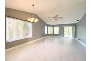 815 W Boynton Beach Boulevard 16-201, Boynton Beach, FL 33426 - MLS#R11101544