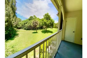 815 W Boynton Beach Boulevard 16-201, Boynton Beach, FL 33426 - MLS#R11101544