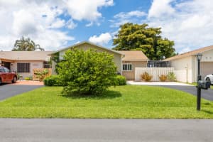 5373 Mirror Lakes Boulevard, Boynton Beach, FL 33472 - MLS#R11101558