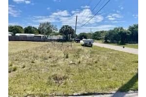 4246 25th Avenue, Vero Beach, FL 32967 - MLS#R11101573