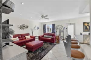 360 Seville O, Delray Beach, FL 33446 - MLS#R11101576