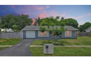 372 NE Ardsley Drive, Port Saint Lucie, FL 34983 Sold 08/22/25