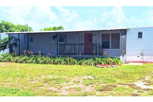 3907 SE 27th Street, Okeechobee, FL 34974 - MLS#R11101614