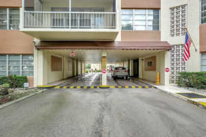 10777 W Sample Road 207, Coral Springs, FL 33065 - MLS#R11101619