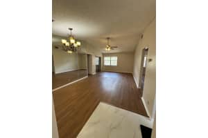 7626 Tahiti Lane 204, Lake Worth, FL 33467 - MLS#R11101640