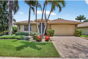 7950 Via Grande, Boynton Beach, FL 33437 - MLS#R11101676