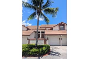 12676 Shoreline 2f Drive 2f, Wellington