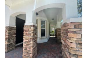 374 Columbus Street, Palm Beach Gardens, FL 33410 - MLS#R11101723