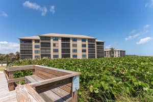 2571 NE Ocean Boulevard 104, Stuart, FL 34996 - MLS#R11101875