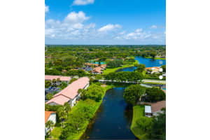 73 Via De Casas Norte, Boynton Beach, FL 33426 - MLS#R11101877