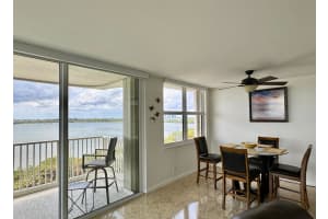 5480 N Ocean Drive B5c, Singer Island, FL 33404 - MLS#R11101880
