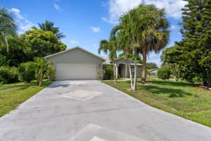 1042 SW Janette Avenue, Port Saint Lucie, FL 34953 - MLS#R11101894