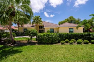 1 Wycliff Road, Palm Beach Gardens, FL 33418 - MLS#R11101901