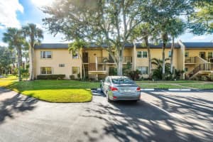 148 Lake Constance Drive 148, West Palm Beach