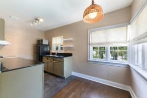 123 N Palmway Drive Guest House, Lake Worth Beach, FL 33460 - MLS#R11101908