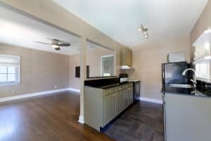 123 N Palmway Drive Guest House, Lake Worth Beach, FL 33460 - MLS#R11101908