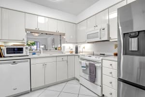7290 Kinghurst Drive 806, Delray Beach, FL 33446 - MLS#R11101932