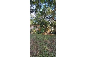 812 Garden Court, Plantation, FL 33317 Sold 10/24/25