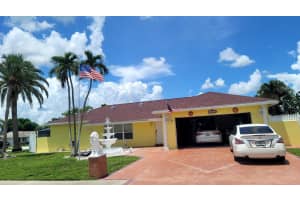 1283 Larch Way, Wellington, FL 33414 - MLS#R11101949