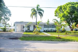 341 Henthorne Drive, Palm Springs, FL 33461 - MLS#R11101951