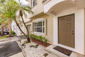 5900 S Golden Beauty Lane 5900, Tamarac, FL 33321 Sold 10/23/25
