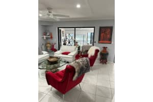 10271 N Circle Lake Drive 102, Boynton Beach, FL 33437 - MLS#R11101959