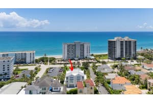 461 Venus Drive 1, Juno Beach